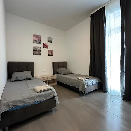 Mit 4 Schlafzimmern Apartmán *
